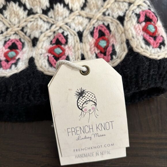 No longer available. NWT French Knot Beanie Wool Hat Anthropologie Pom Toppe - Picture 2 of 10